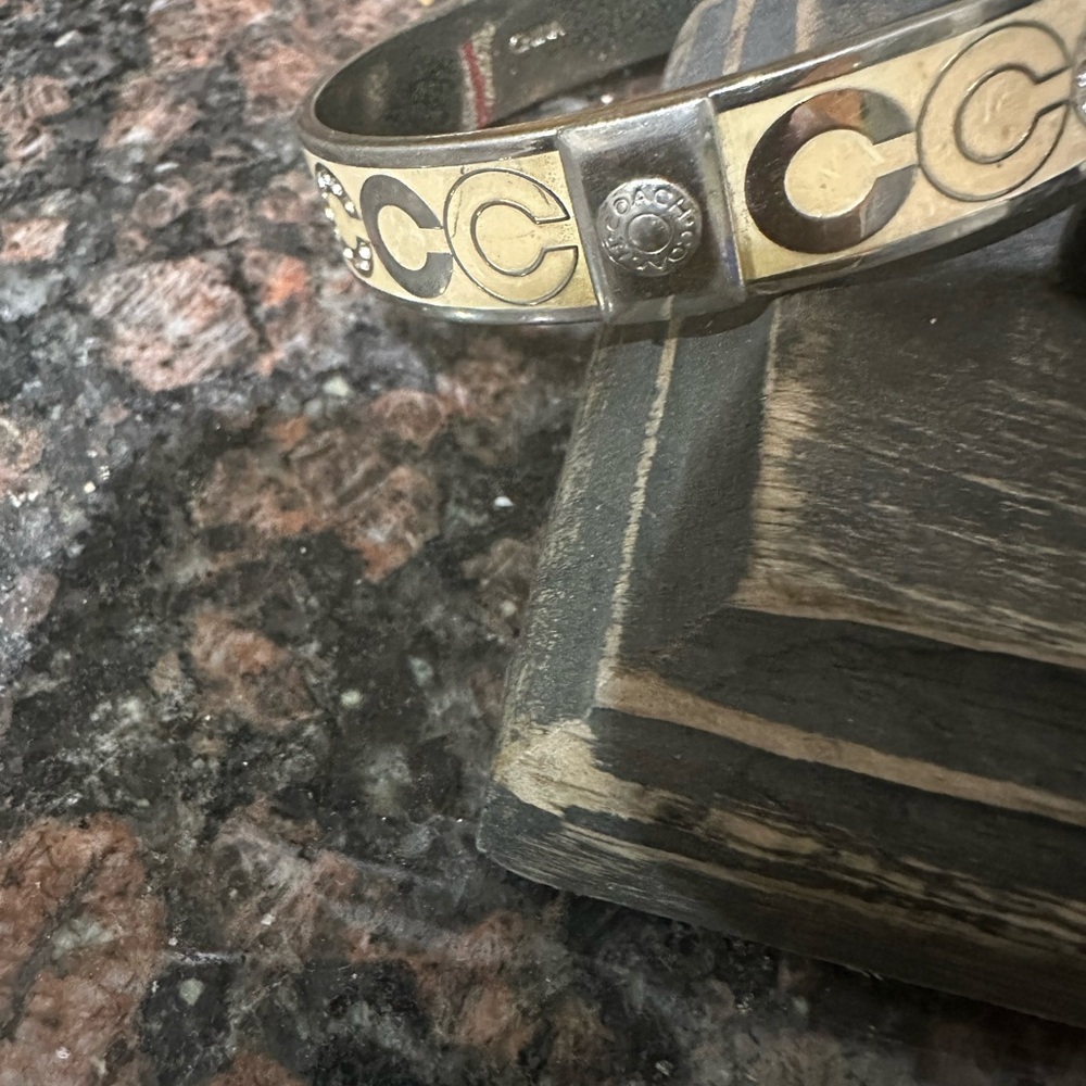 Coach Bracelet/Bangle - Picture 4 of 4